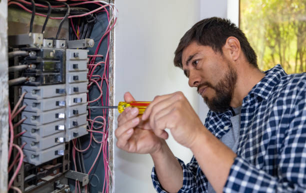  Lowell, MA Electrician Pros